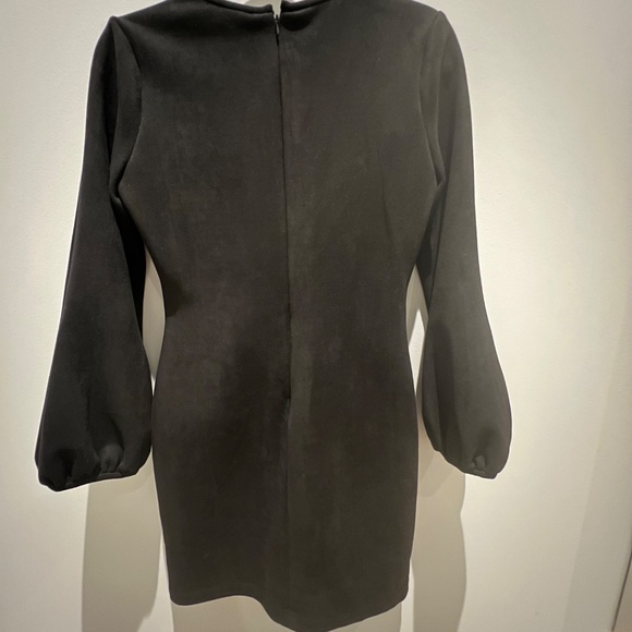 Suede feel black mini by Cynthia Rowley! - Picture 2 of 5